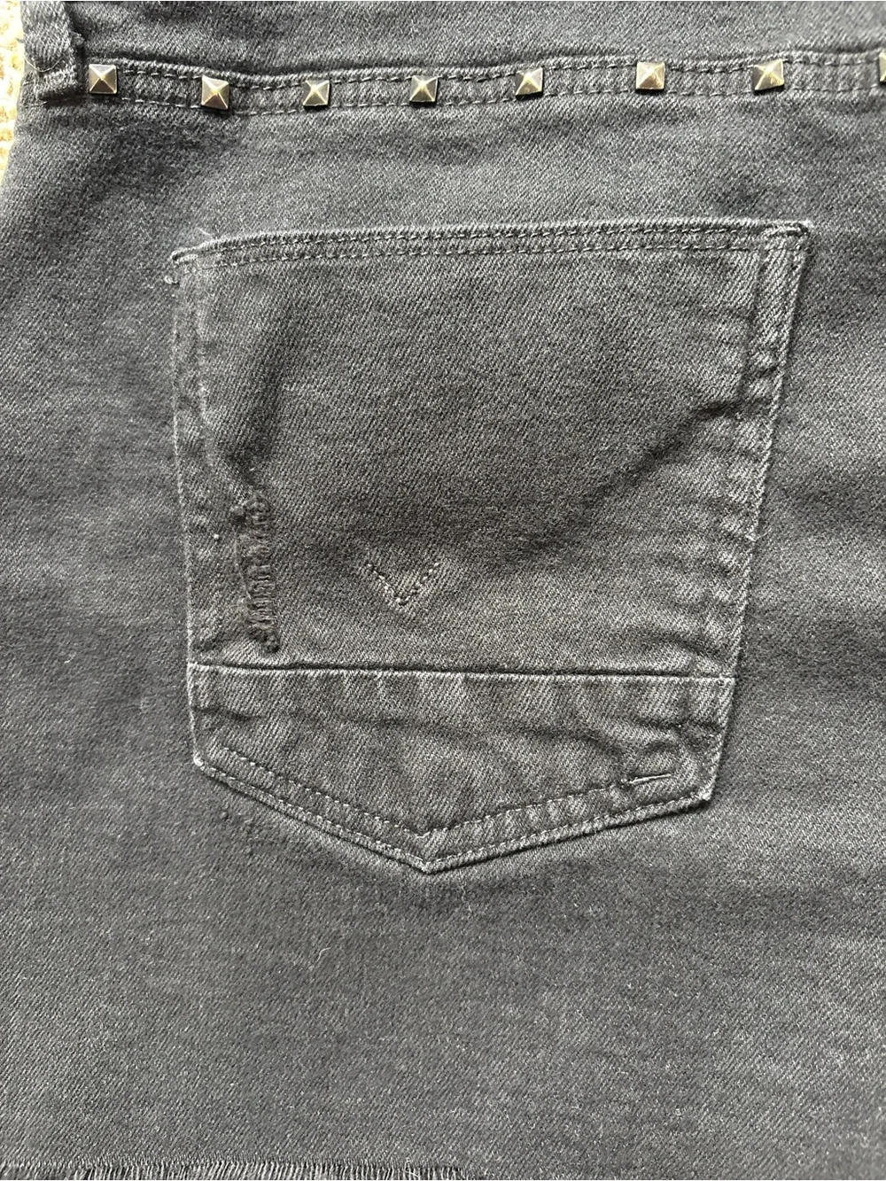 Hudson Jeans Libertine Boyfriend Shorts Black Stud Sz 29